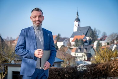 „In wenigen Jahren keine Hausarztpraxis mehr“: Daniel Bergert, Bürgermeister von Wechselburg, warnt vor Hausarztmangel in der Gemeinde in wenigen Jahren.