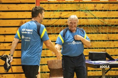 Altmeister Josef Cermak (r.) will seine Erfolgsbilanz in Wurzen ausbauen. Er und seine Teamkollegen um Miroslav Cerveny (l.) peilen die Aufstiegsrelegation an.