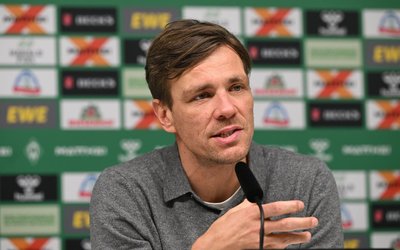 Clemens Fritz bleibt Fußball-Geschäftsführer beim SV Werder Bremen.