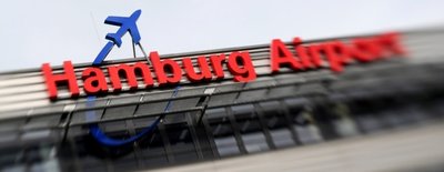 Der Schriftzug "Hamburg Airport" wird noch in diesem Jahr durch den Namenszusatz Helmut Schmidt ergänzt.