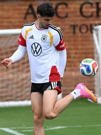 "Ein begnadeter Fußballer", sagt Rudi Völler über Kai Havertz. 