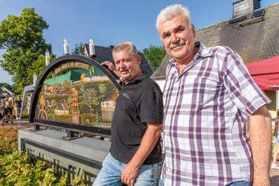 Zwei der vielen Helfer: Bert Möckel und Wolfgang Kupfer (von links).