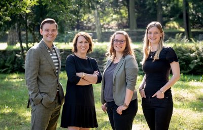 Das vierköpfige Team der Koordinierungsstelle des neuen Weiterbildungsverbundes Erzgebirge: Lars Ehrt, Ivonne Kittig, Leiterin Anke Baranowski und Melanie Trommer (von links). 