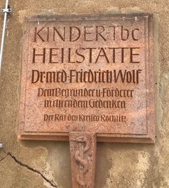 In den 50er- und 60er-Jahren war das Haus Tuberkulose-Heilstätte für Kinder.