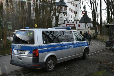Die Polizei zeigte am Schloss Präsenz.