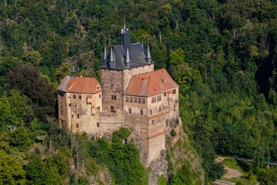 Nicht nur in den Osterferien lohnt eine Fahrt zur Burg Kriebstein.