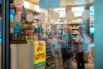 Zigaretten, Dosenbier und die "Bild": der Tabakladen Eckert. 