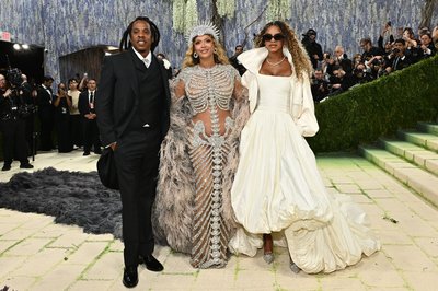 Musikerin Beyoncé kam mit Mann und Tochter zur "Party des Jahres".