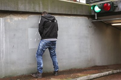 Wildpinkeln in der Innenstadt sorgt immer wieder für Kritik.