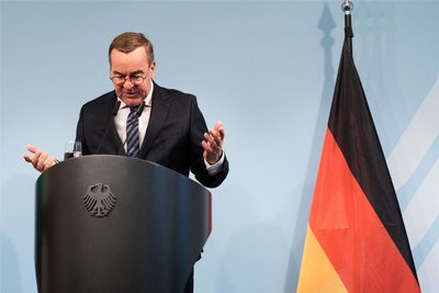 Verteidigungsminister Boris Pistorius (SPD) hat jetzt vom Bundeskabinett grünes Licht für seine Pläne für einen neuen Wehsdienst.