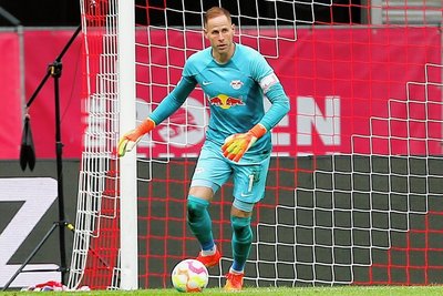Ob Torhüter Peter Gulacsi gegen Wolfsburg wieder mitwirken kann, ist noch fraglich. 