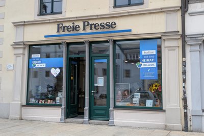 Das Mensch-ärgere-dich-nicht-Spiel ist bald im „Freie-Presse“-Shop am Obermarkt erhältlich.