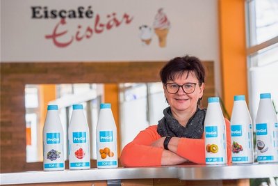 Kerstin Morgenstern ist die neue Betreiberin des Eiscafés am Altmarkt in Aue. Seit 2007 betreibt die gelernte Konditorin schon das Eiscafé Eisbär in Lauter. 
