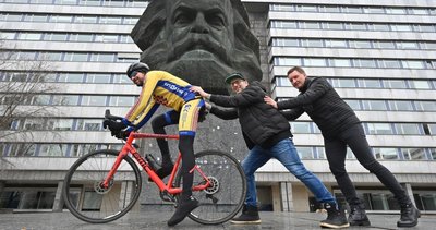 Hagen Schanze, Kai Winkler und Steffen Ulbrich (Foto von links) gehören zum Organisationsteam der Friedensfahrt.
