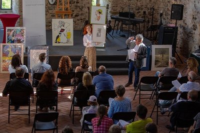 Im Angebot des Leipziger Buch- und Kunstantiquariats von Dr. Michael Ulbricht befanden sich 64 Arbeiten mit Mindestgeboten von 40 bis 920 Euro. 