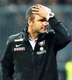 Zum Vergessen: Im zweiten Durchgang gab es keinen Grund zur Freude für Stipic. Braunschweig drehte auf und gewann die Partie mit 4:2 in Unterzahl.