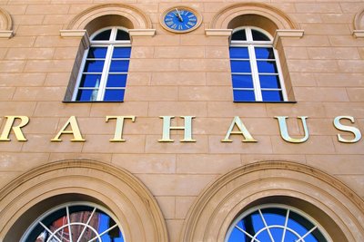 Die großen Städte im Erzgebirgskreis bestätigen auf Nachfrage alle, dass bei ihnen Spenden eingehen.