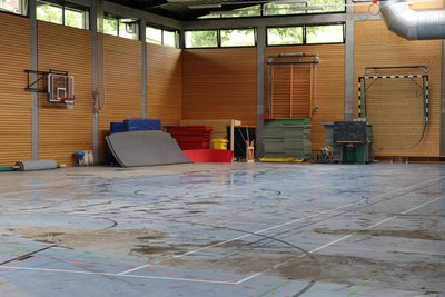 Der Wasserschaden in der Schulturnhalle an der Goethe-Oberschule war massiv.
