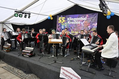 Zum Programm am Sonntag gehörte ein Auftritt des Akkordeonorchesters Klingenthal. Insgesamt gab es viel Musik.