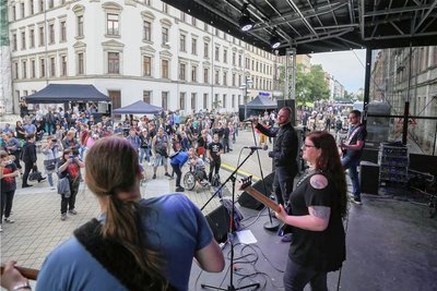 2019 fand die Musikmeile auf dem Brühl statt. In diesem Jahr soll sie auf dem Schillerplatz sein. 