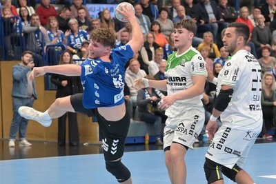 Torben Lange machte gegen Oppenweiler eine gute Figur. Der 19-Jährige war am Kreis stark gefordert, nachdem Aues etatmäßiger Kreisläufer Jakub Stryc verletzungsbedingt passen musste.