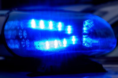 Am Flugzeug entstand laut Polizei ein Totalschaden. (Symbolbild)