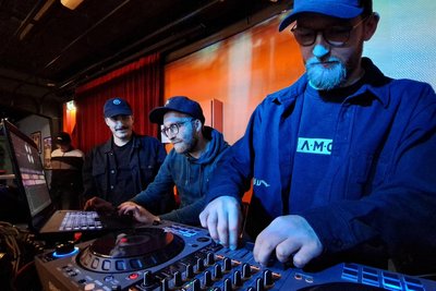Cornelius Brand, David Diaz und Kenny Kunze-Oehme bilden das Großolbersdorfer DJ-Team Sauna-Sound, das bei der letzten Blockparty ebenfalls für Stimmung sorgen soll.