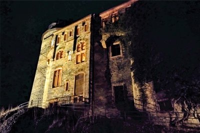 Nach der Aufführung wirkte die Mylauer Burg gleich noch viel romantischer als sonst.