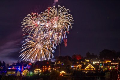 Mit einem etwa zehnminütigen Feuerwerk endete am Sonntagabend das 14. Bergfest.