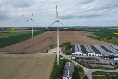 In Wittgensdorf soll das vordere Windrad entfernt und weiter hinten durch ein größeres ersetzt werden.