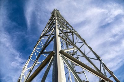 Die Telekom hat im Erzgebirge zwei Mobilfunkstandorte neu gebaut und zwei mit LTE erweitert.