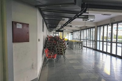 Trostloses Bild. Im Rundlauf der Arena in Skopje deutete am Mittwochabend rein gar nichts darauf hin, dass hier gerade ein Qualifikationsturnier unter dem Dach der Basketball Champions League stattfindet. Bitter war das vor allem für die knapp 50 aus Chemnitz angereisten Fans.