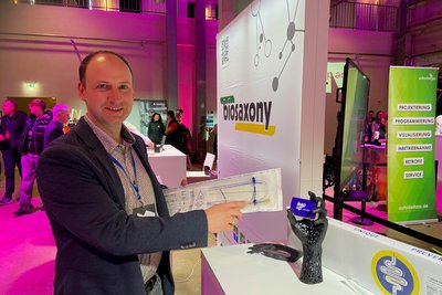 Michel Kaiser vom Branchenverband Biosaxony hat ein Büro im Gründerzentrum Fabrik.
