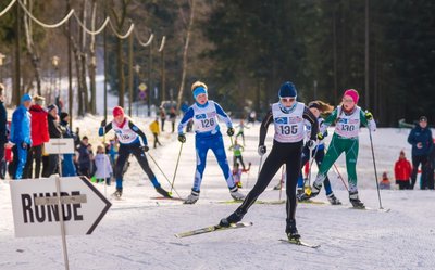 Mitte Januar stellte der 59. Pokallanglauf "Rund um Marienberg" eine gelungene Generalprobe für den Schülercup dar. Allerdings wurde die Schneedecke aufgrund milder Temperaturen danach dünner, weshalb nun ein großer Arbeitseinsatz des ATSV nötig war. 