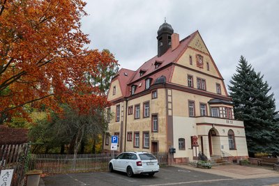 Das Alte Rathaus von Lichtenstein war bis 1920 das Callnberger Rathaus, von 1960 bis 1997 saß hier die Lichtensteiner Stadtverwaltung. Jetzt ist es als Sitz des Museums im Gespräch.