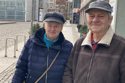 Rita und Udo Grapentin haben sich 1970 auf dem Rummel in ihrem Heimatort Lassan an der Ostsee kennengelernt. Gerade hatten sie ihren 54. Hochzeitstag.