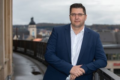 Vogtland-Landrat Thomas Hennig hat derzeit keinen gewählten Stellvertreter. 