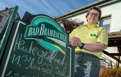 Kerstin Wald, Chefin der Gaststätte und Pension "Zu den drei Linden" in Nöbeln, blickt auf eine schwierige Zeit zurück. "Uns fehlen die Familienfeiern ganz sehr. Es müsste endlich gelockert werden", sagt sie. 