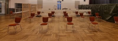 Anfang 2022 gibt es auch solche Bilder. Impfangebote bleiben zum Teil ungenutzt. Die Nachfrage schwankt aber. Am 27. Dezember wurden erstmals seit der Schließung des Impfzentrums in Annaberg mehr als 1000 Impfungen über die DRK-Impfstellen und die mobilen Teams ausgegeben. 