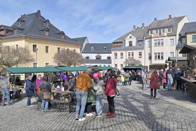 Der Ostermarkt in Schneeberg ist gut angenommen worden.