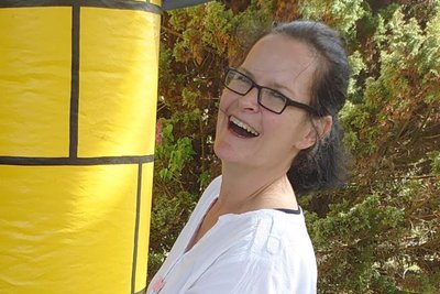 Nadine Dost fragt, warum die Kommunalaufsicht so lange gewartet habe mit ihrer Entscheidung.