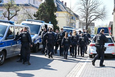Am Donnerstag kam es in Waldheim in der Bergstraße zu einem größeren Polizeieinsatz im Zuge einer Drogen-Razzia.
