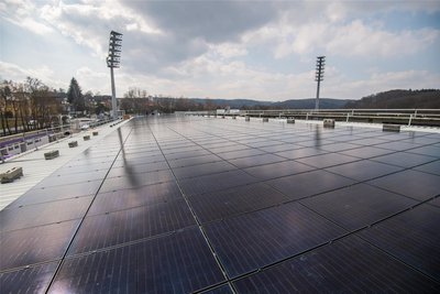 Auch auf dem Erzgebirgsstadion in Aue hat Clen Solar eine Photovoltaik-Anlage installiert.