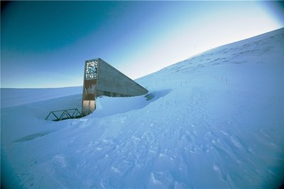 Der Eingang zur internationalen Genbank Svalbard Global Seed Vault (SGSV) in der Nähe von Longyearbyen auf Spitzbergen. 