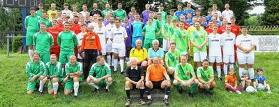 Rund 90 Unparteiische trafen sich in Königswalde, um herauszufinden, wer am besten mit dem Ball umgehen kann. 