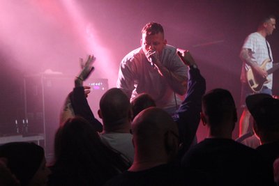 Nasty: Den Beatdown-Hardcore-Helden reicht auch im Jahr 19 ihres Bestehens eine leere Bühne ohne Effekte.