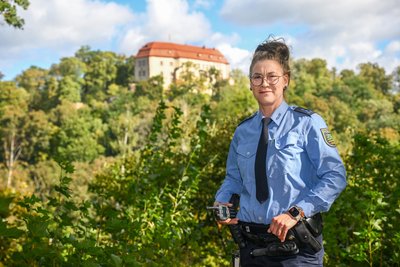 Seit 2019 ist Wolkenburg-Kaufungen das Revier von Bürgerpolizistin Anne-Kathrin Taeger.