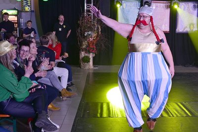 Beim Büttenabend des OCC überzeugte Mario Horn jedes Jahr mit einem besonderen Kostüm – hier im vergangenen Jahr als Obelix.
