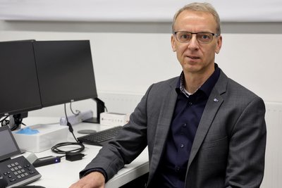 Der Zwickauer IHK-Geschäftsführer Torsten Spranger kritisiert: Firmen wird ein zusätzlicher Kostenfaktor aufgebürdet.