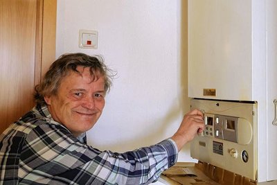 Will die Nachbarn nicht mit Wärmepumpen stören: Roberto Gruber aus Wüstenbrand. 